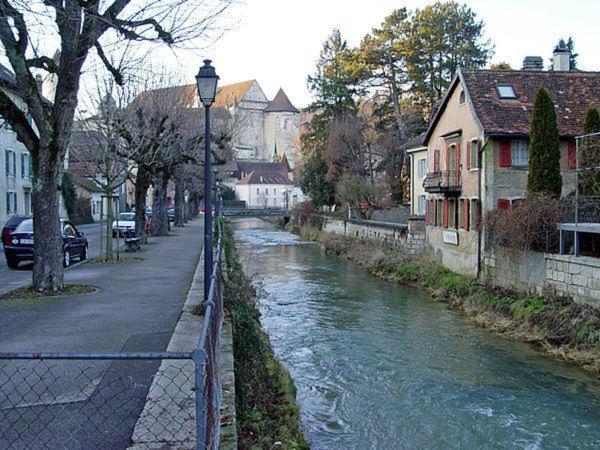 Vivez Un Conte De Fee Dans La Piece Ronde D'Une Tour Medievale بورينتري المظهر الخارجي الصورة